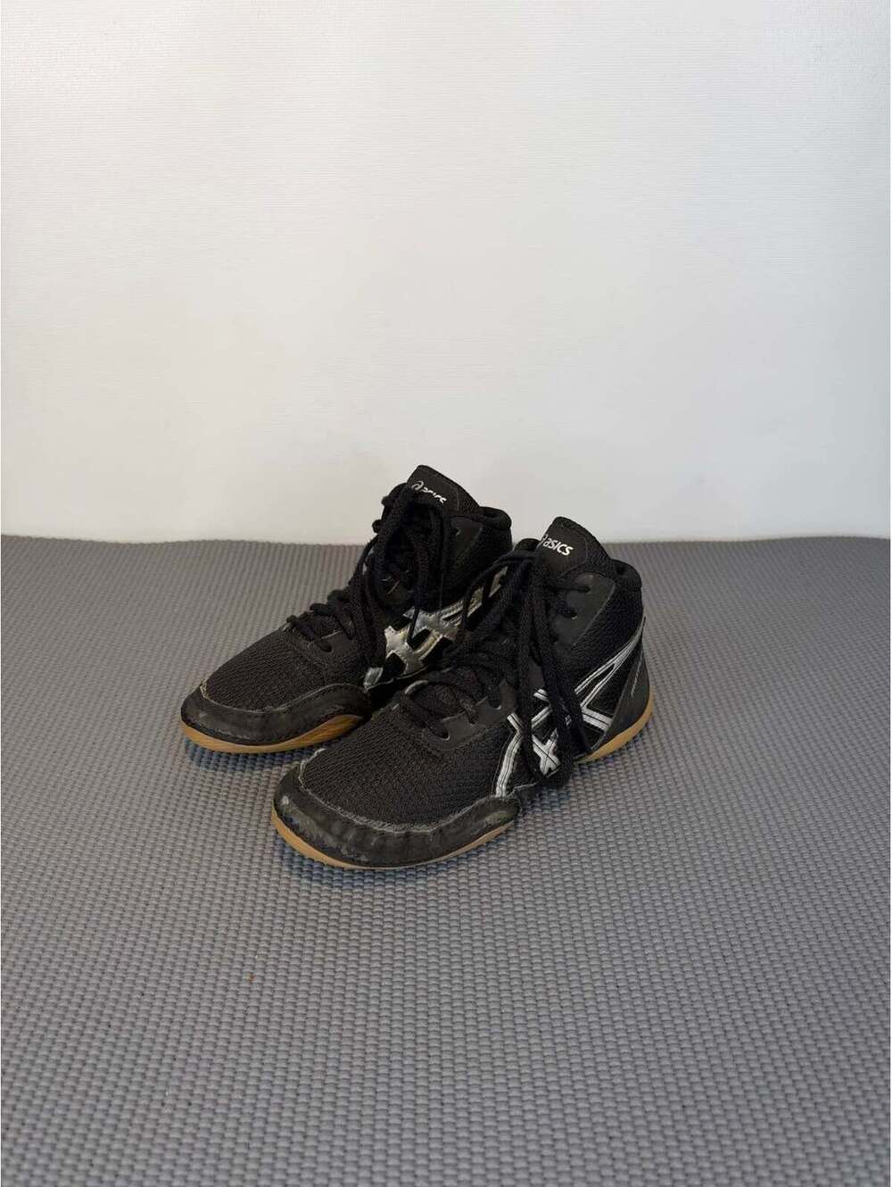 Asics Matflex Wrestling Shoes Size 2Y